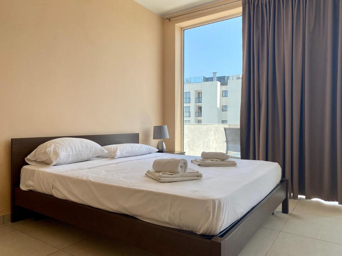 Malta Paradise Central Сент Джулианс Экстерьер фото
